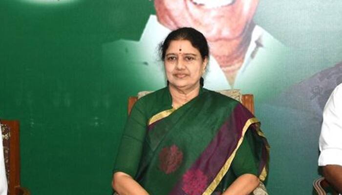 சசிகலா கணவர் நடராஜன் அப்பல்லோ மருத்துவமனையில் அனுமதி சசிகலா கணவர் நடராஜன் அப்பல்லோ மருத்துவமனையில் அனுமதி