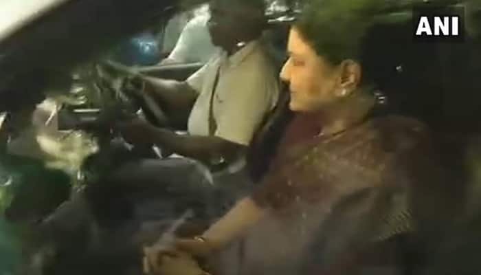 சென்னை மருத்துவமனையில் சசிகலா! சென்னை மருத்துவமனையில் சசிகலா!
