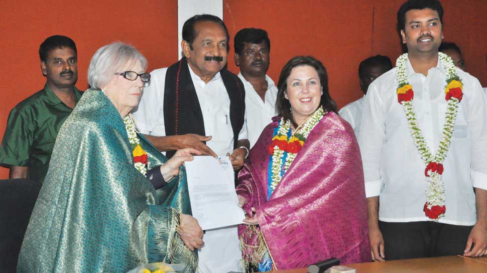லண்டனில் பென்னி குயிக் கல்லறையை புதுப்பிக்க வேண்டும் -வைகோ லண்டனில் பென்னி குயிக் கல்லறையை புதுப்பிக்க வேண்டும் -வைகோ