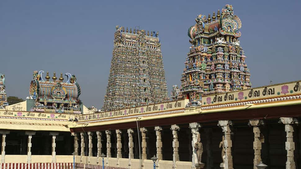 மீனாட்சியம்மன் கோவில் வளாகத்தில் மீண்டும் தீ மீனாட்சியம்மன் கோவில் வளாகத்தில் மீண்டும் தீ