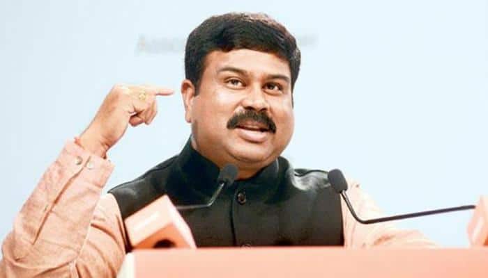 தமிழகத்தில் 5 இடங்களில் பெட்ரோலிய எண்ணெய் மண்டலம்: மத்திய அரசு தகவல்! தமிழகத்தில் 5 இடங்களில் பெட்ரோலிய எண்ணெய் மண்டலம்: மத்திய அரசு தகவல்!
