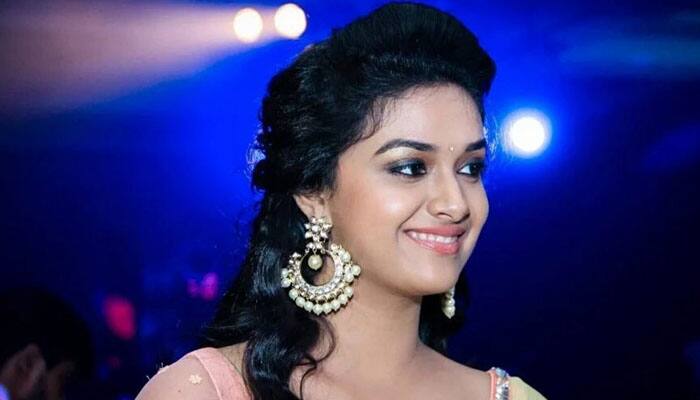 எனக்கு டப்பிங் பேசியது பானுப்பிரியா இல்லை: கீர்த்தி சுரேஷ்!! எனக்கு டப்பிங் பேசியது பானுப்பிரியா இல்லை: கீர்த்தி சுரேஷ்!!