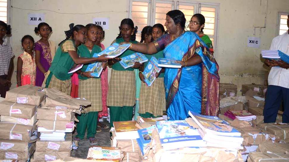 பள்ளி மாணவர்களுக்கான புதிய புத்தகங்கள்; விரைவில் விற்பனை! பள்ளி மாணவர்களுக்கான புதிய புத்தகங்கள்; விரைவில் விற்பனை!