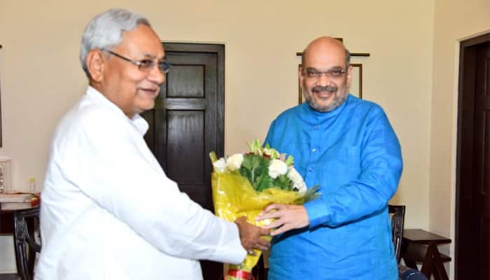 பீகாரில் பா.ஜ.க + ஐக்கிய ஜனதா தளம் கூட்டணி தொடரும் -அமித்ஷா பீகாரில் பா.ஜ.க + ஐக்கிய ஜனதா தளம் கூட்டணி தொடரும் -அமித்ஷா