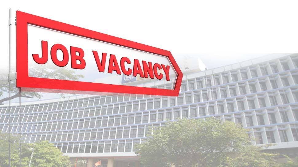 LIC-ல் வேலை இல்லை; அதிர்ச்சியில் தமிழக இளைஞர்கள்! LIC-ல் வேலை இல்லை; அதிர்ச்சியில் தமிழக இளைஞர்கள்!