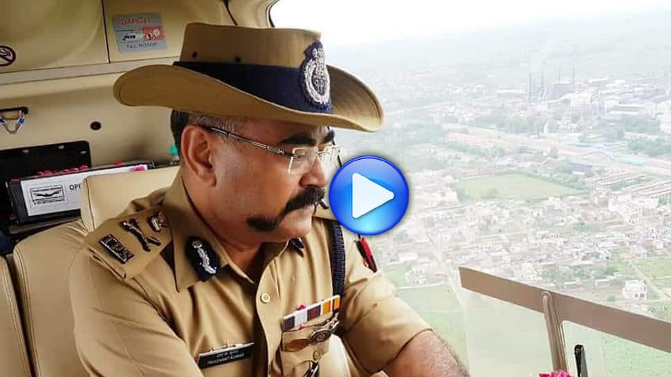 வைரலாகும் உயரதிகாரி ஹெலிகாப்டரில் செய்த இந்த செயல் -WATCH வைரலாகும் உயரதிகாரி ஹெலிகாப்டரில் செய்த இந்த செயல் -WATCH