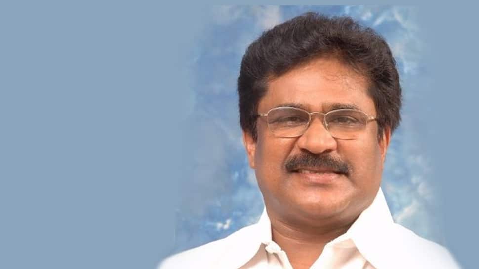 புதுக்கோட்டையில் கலைஞருக்கு வெண்கல சிலை -திருநாவுக்கரசர்! புதுக்கோட்டையில் கலைஞருக்கு வெண்கல சிலை -திருநாவுக்கரசர்!