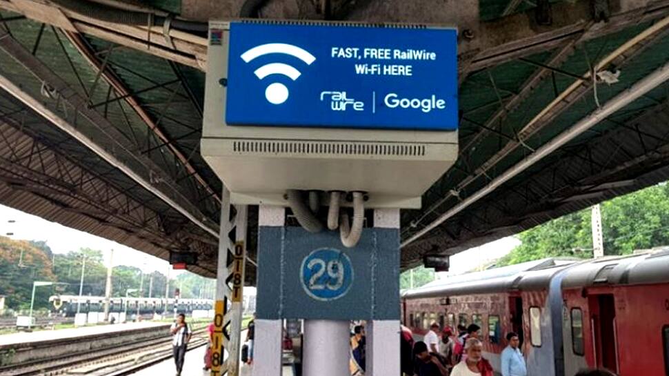 710 ரயில் நிலையங்களில் இனி இலவச Wi-Fi வசதி...! 710 ரயில் நிலையங்களில் இனி இலவச Wi-Fi வசதி...!