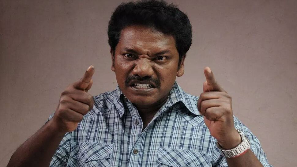 கெத்து காட்டிய நடிகர் கருணாஸ்... பாய்ந்தது 6 பிரிவுகளில் வழக்கு...
