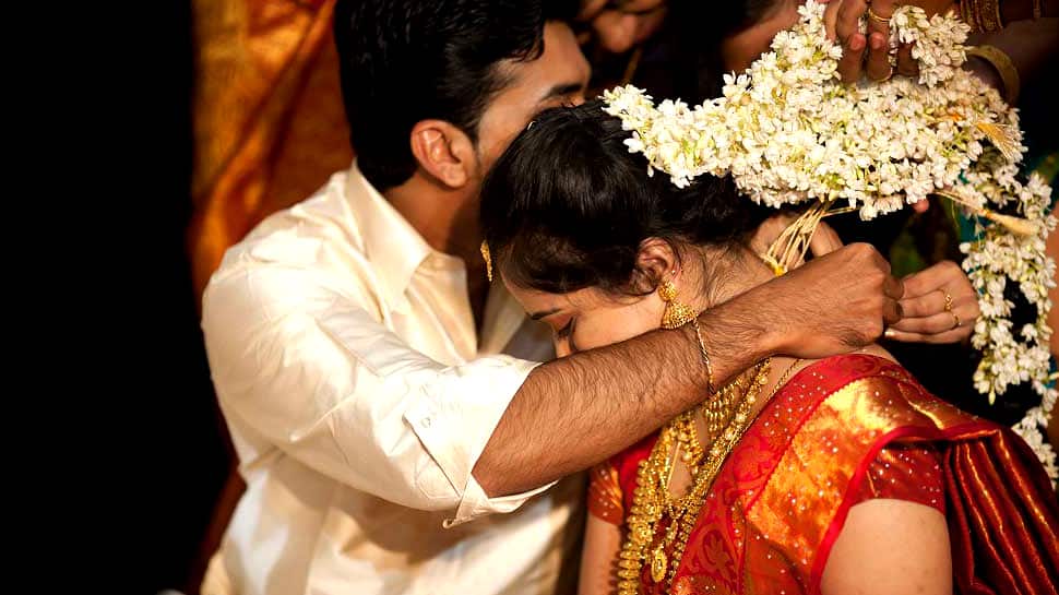 போலி திருமண சான்றிதழ் சமர்பித்த 10 இந்தியர்கள், தாய்லாந்தில் கைது! போலி திருமண சான்றிதழ் சமர்பித்த 10 இந்தியர்கள், தாய்லாந்தில் கைது!