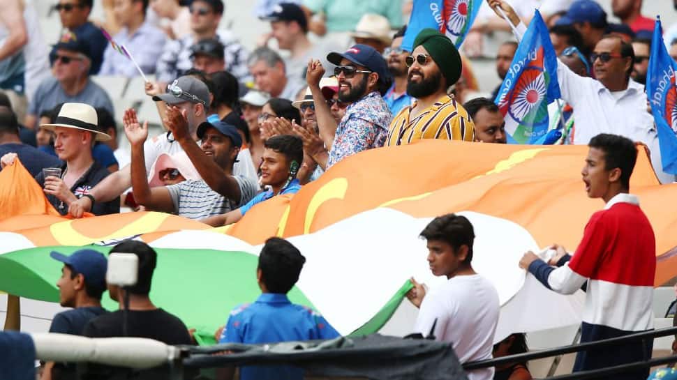 INDvsAUS: பாக்சிங் டே டெஸ்ட், 2ம் நாள்: 443 ரன்னுக்கு டிக்ளர் செய்த இந்திய அணி INDvsAUS: பாக்சிங் டே டெஸ்ட், 2ம் நாள்: 443 ரன்னுக்கு டிக்ளர் செய்த இந்திய அணி