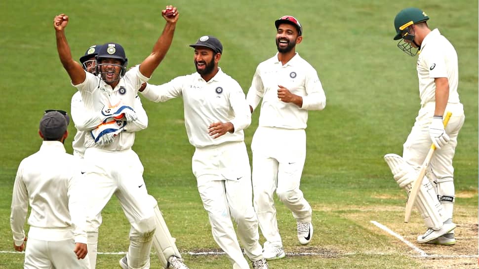 INDvsAUS, 3rd Test Day 4: வெற்றியின் விளிம்பில் இந்தியா அணி... INDvsAUS, 3rd Test Day 4: வெற்றியின் விளிம்பில் இந்தியா அணி...