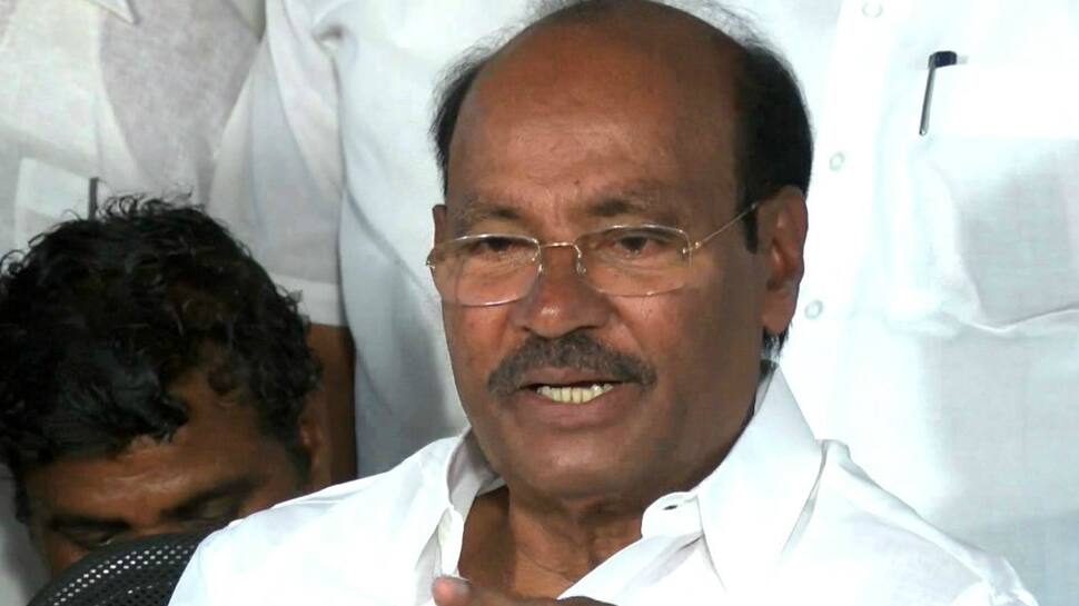 அடிப்படை ஊதியம் குடும்பத்தலைவிகளின் கணக்கில் சேர்க்க வேண்டும்:PMK அடிப்படை ஊதியம் குடும்பத்தலைவிகளின் கணக்கில் சேர்க்க வேண்டும்:PMK
