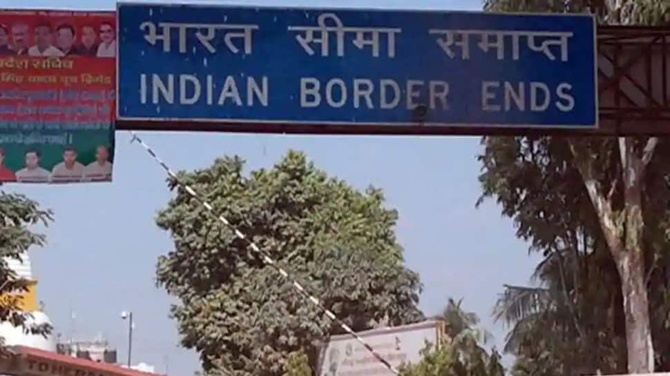 இனி நேபாளம், பூடான் செல்ல ஆதார் அட்டை போதும்! இனி நேபாளம், பூடான் செல்ல ஆதார் அட்டை போதும்!