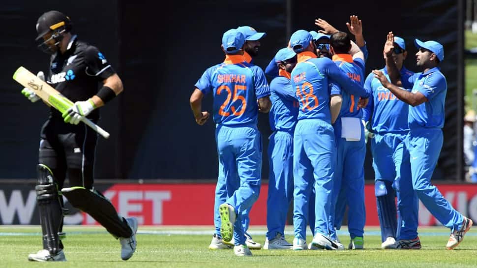INDvsNZ: 5-வது ஒருநாள்; 252 ரன்களுக்கு இந்தியா All-Out! INDvsNZ: 5-வது ஒருநாள்; 252 ரன்களுக்கு இந்தியா All-Out!