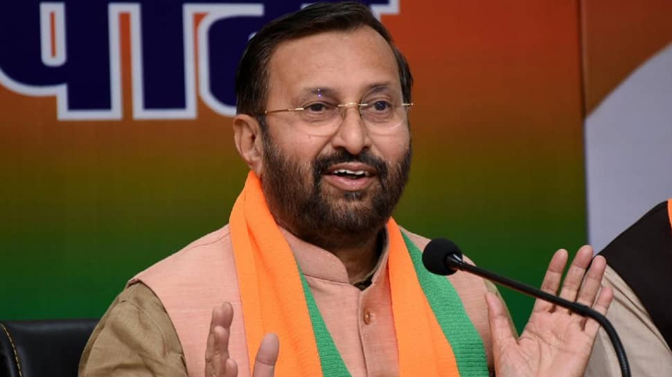 தொலைக்காட்சி நிகழ்சிகளில் இந்தி; மீண்டும் இந்தி திணிப்பா? தொலைக்காட்சி நிகழ்சிகளில் இந்தி; மீண்டும் இந்தி திணிப்பா?