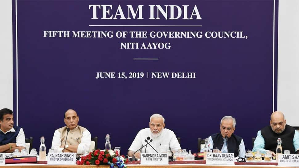 2024-க்குள் அனைத்து வீடுகளிலும் குழாய் மூலம் குடிநீர்... -மோடி! 2024-க்குள் அனைத்து வீடுகளிலும் குழாய் மூலம் குடிநீர்... -மோடி!