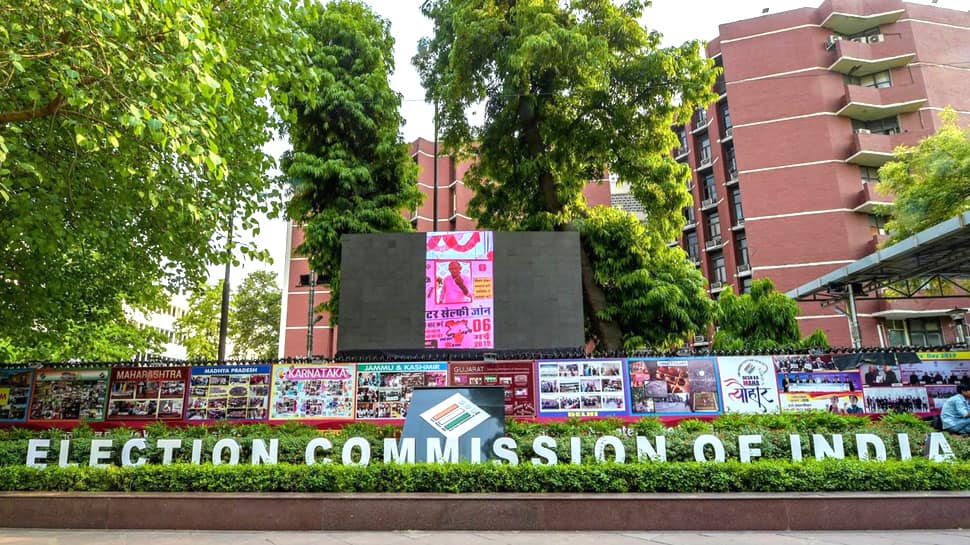 வேலூர் மக்களவை தொகுதிக்கு ஆகஸ்ட் 5 ஆம் தேதி தேர்தல்: EC வேலூர் மக்களவை தொகுதிக்கு ஆகஸ்ட் 5 ஆம் தேதி தேர்தல்: EC