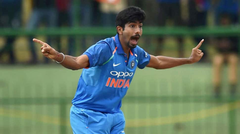 LIVE IND vs NZ நிதான ஆட்டத்தை வெளிப்படுத்தும் நியூசிலாந்து வீரர்கள்!! LIVE IND vs NZ நிதான ஆட்டத்தை வெளிப்படுத்தும் நியூசிலாந்து வீரர்கள்!!