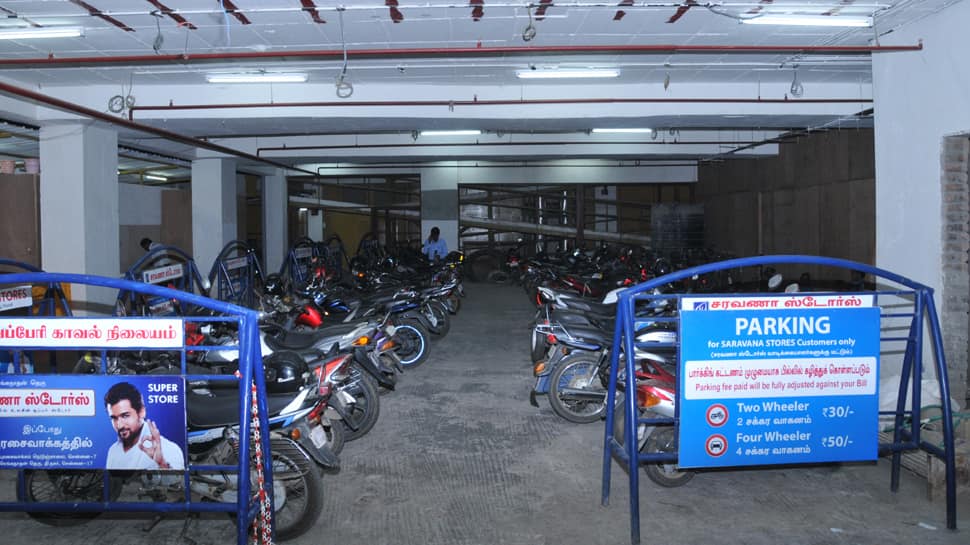 மால்களில் இனி பார்க்கிங் கட்டணம் வசூலிக்கக் கூடாது... மால்களில் இனி பார்க்கிங் கட்டணம் வசூலிக்கக் கூடாது...