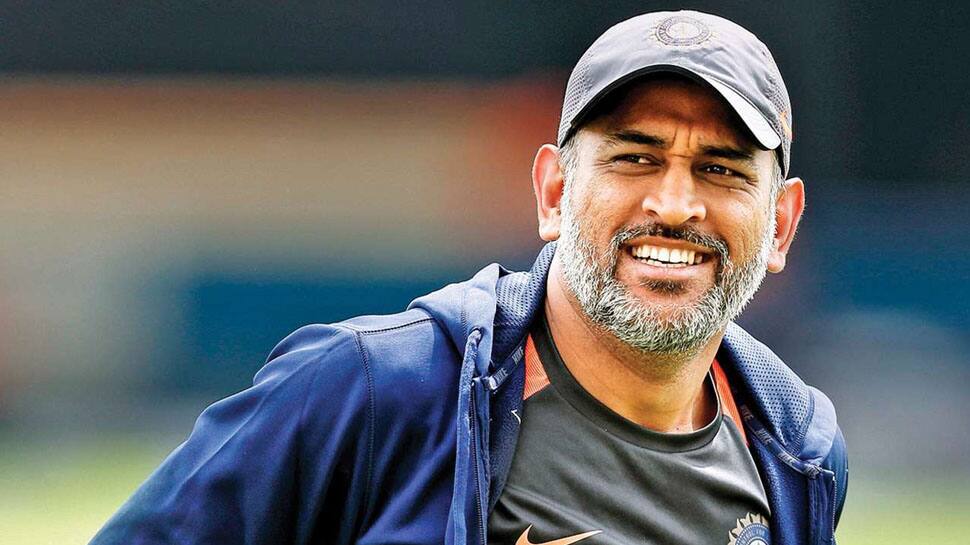 கிரிக்கெட் களத்தை தொடர்ந்து அரசியல் களத்தில் இறங்கும் தல தோனி..! கிரிக்கெட் களத்தை தொடர்ந்து அரசியல் களத்தில் இறங்கும் தல தோனி..!