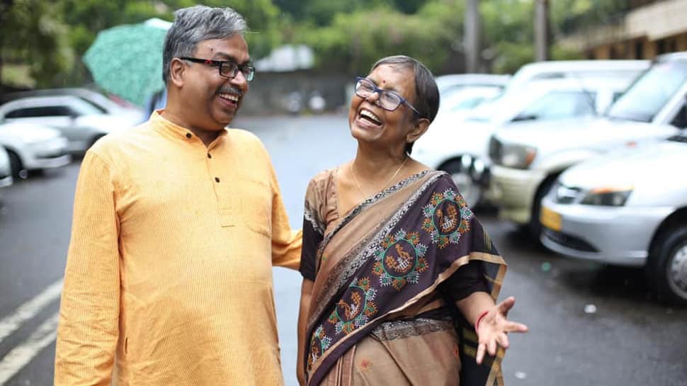 வைரலாகும் மும்பை தம்பதியின் உணர்வுப் பூர்வமான காதல் கதையின் வைரல் பதிவு... வைரலாகும் மும்பை தம்பதியின் உணர்வுப் பூர்வமான காதல் கதையின் வைரல் பதிவு...