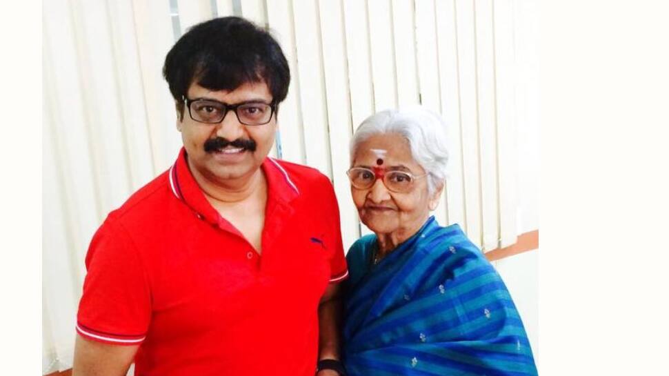 திரைப்பட நடிகர் விவேக்கின் தாயார் மணியம்மாள் காலமானார்! திரைப்பட நடிகர் விவேக்கின் தாயார் மணியம்மாள் காலமானார்!