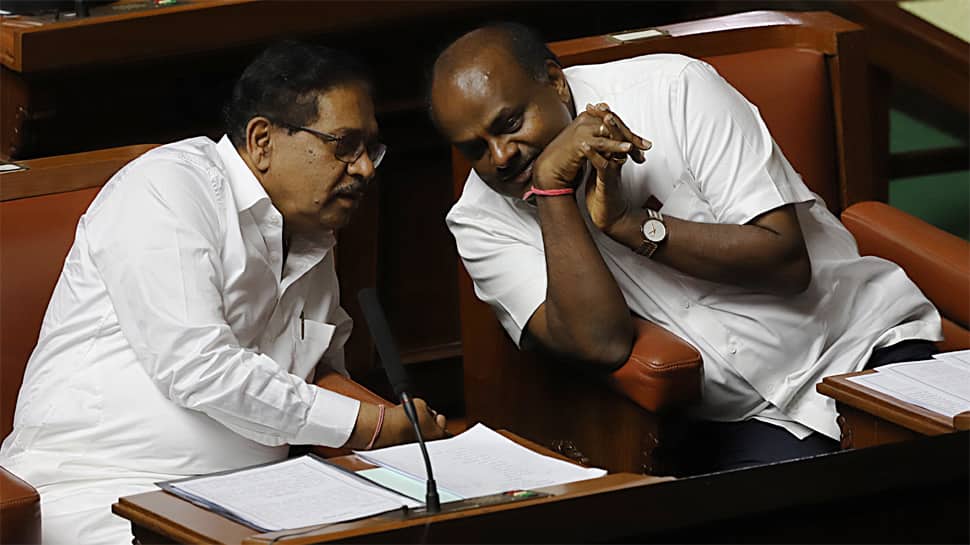 கர்நாடகா அரசியல் நெருக்கடி: அரசு சீர்குலைந்ததற்கு யார் காரணம்? குமாரசாமி காட்டம் கர்நாடகா அரசியல் நெருக்கடி: அரசு சீர்குலைந்ததற்கு யார் காரணம்? குமாரசாமி காட்டம்