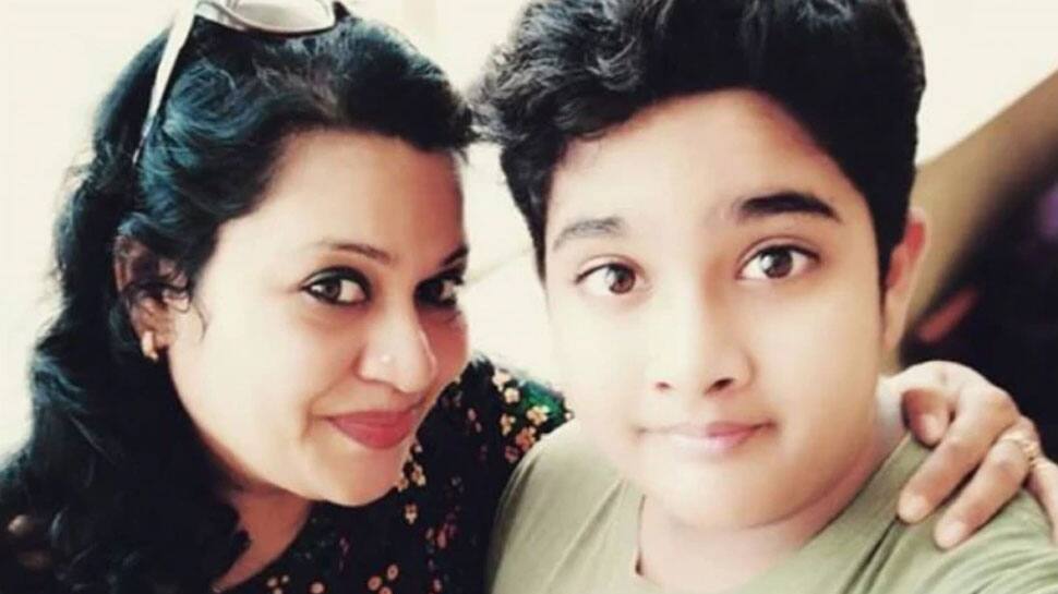 TV இண்டர்வியூக்கு சென்ற பிரபல குழந்தை நட்சத்திரம் சாலை விபத்தில் பலி... TV இண்டர்வியூக்கு சென்ற பிரபல குழந்தை நட்சத்திரம் சாலை விபத்தில் பலி...