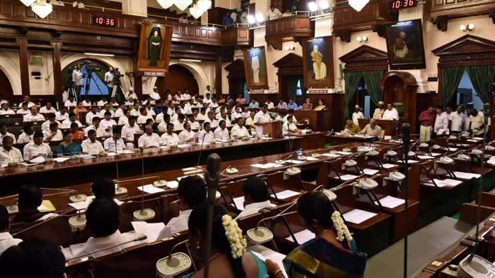 காவேரி ஆற்றை முழுமையாக மீட்டெடுக்க புது திட்டம் -முதல்வர்! காவேரி ஆற்றை முழுமையாக மீட்டெடுக்க புது திட்டம் -முதல்வர்!