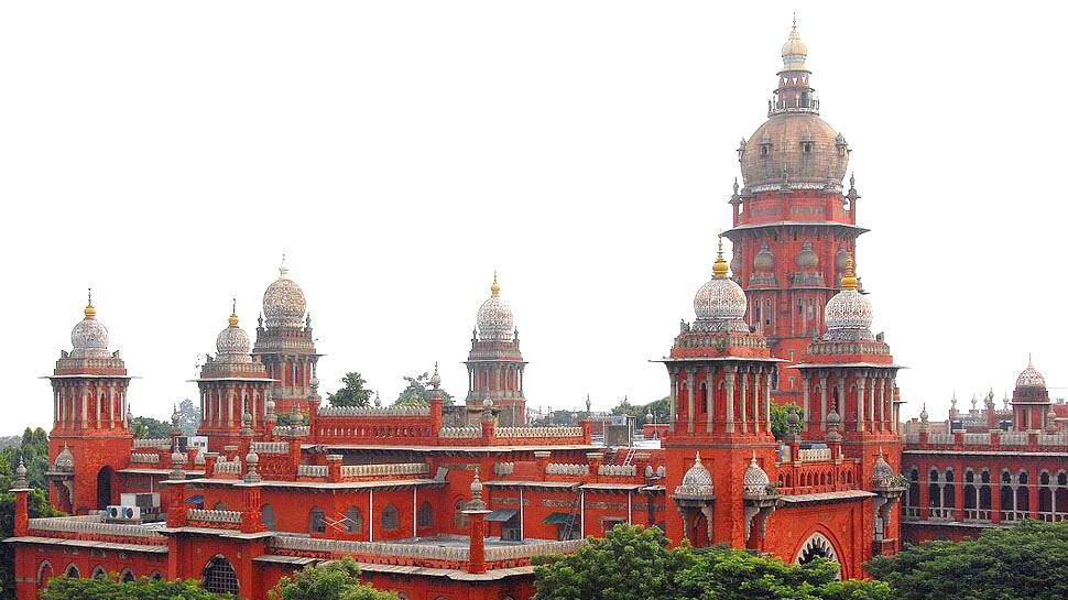 தமிழக காவல்துறையை கடுமையாக எச்சரிக்கும் சென்னை உயர் நீதிமன்றம்.! தமிழக காவல்துறையை கடுமையாக எச்சரிக்கும் சென்னை உயர் நீதிமன்றம்.!
