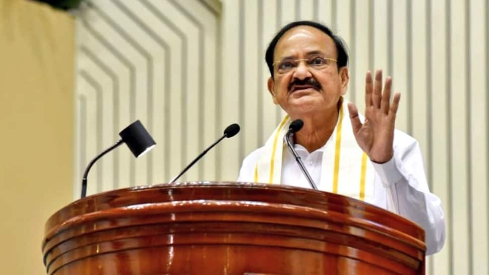 சத்தான உணவை நோக்கி இந்தியா செல்ல வேண்டும் -வெங்கயா நாயுடு! சத்தான உணவை நோக்கி இந்தியா செல்ல வேண்டும் -வெங்கயா நாயுடு!