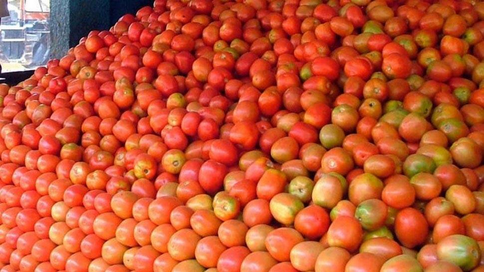 இந்தியாவுடன் வர்த்தகத்தை நிறுத்திய பாகிஸ்தானில் பீதி; தக்காளி விலை ரூ.300 எட்டியது இந்தியாவுடன் வர்த்தகத்தை நிறுத்திய பாகிஸ்தானில் பீதி; தக்காளி விலை ரூ.300 எட்டியது