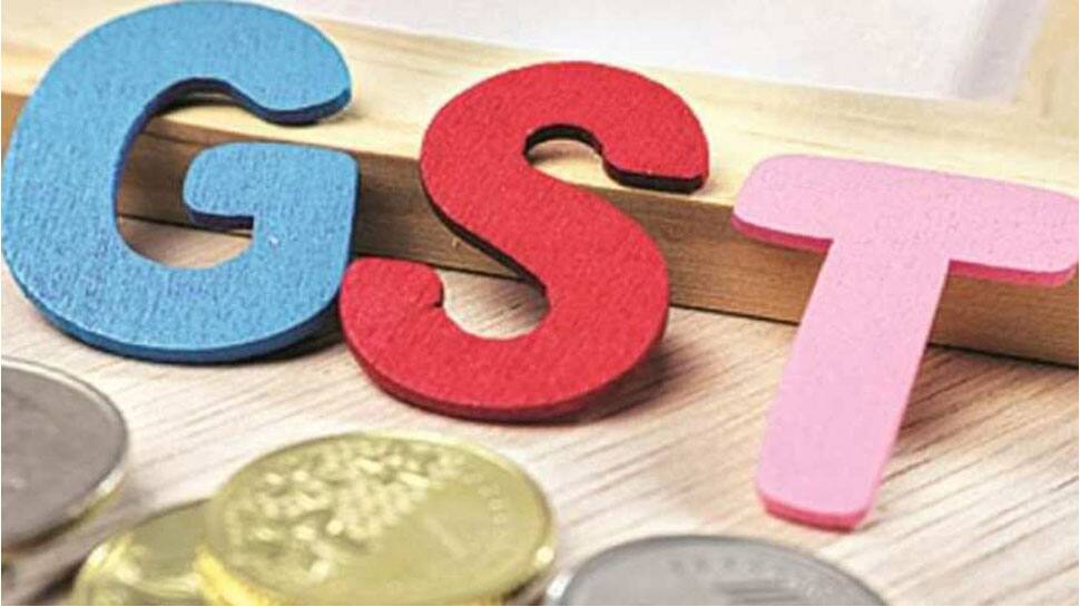 ஆகஸ்ட்: GST வருவாய் ரூ.1,02 லட்சம் கோடியிலிருந்து ரூ.98,202 கோடியாக குறைவு ஆகஸ்ட்: GST வருவாய் ரூ.1,02 லட்சம் கோடியிலிருந்து ரூ.98,202 கோடியாக குறைவு