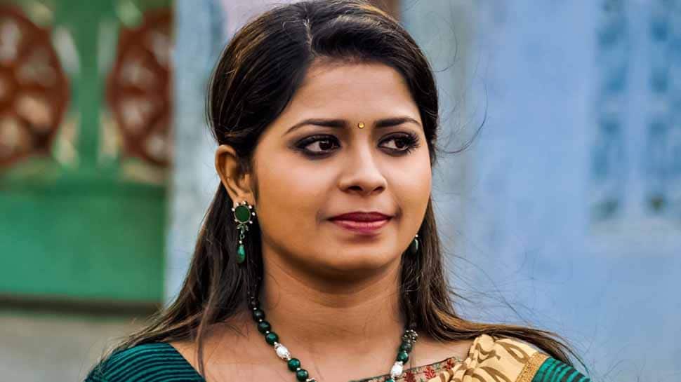பிக்பாஸ் சர்ச்சை: மறைக்கப்பட்ட விஷயங்களை போட்டுடைத்த மதுமிதா!! பிக்பாஸ் சர்ச்சை: மறைக்கப்பட்ட விஷயங்களை போட்டுடைத்த மதுமிதா!!