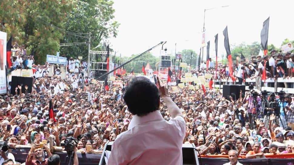 இந்தி திணிப்புக்கு எதிராக களம் இறங்கும் திமுக; கண்டன ஆர்ப்பாட்டம் அறிவிப்பு இந்தி திணிப்புக்கு எதிராக களம் இறங்கும் திமுக; கண்டன ஆர்ப்பாட்டம் அறிவிப்பு