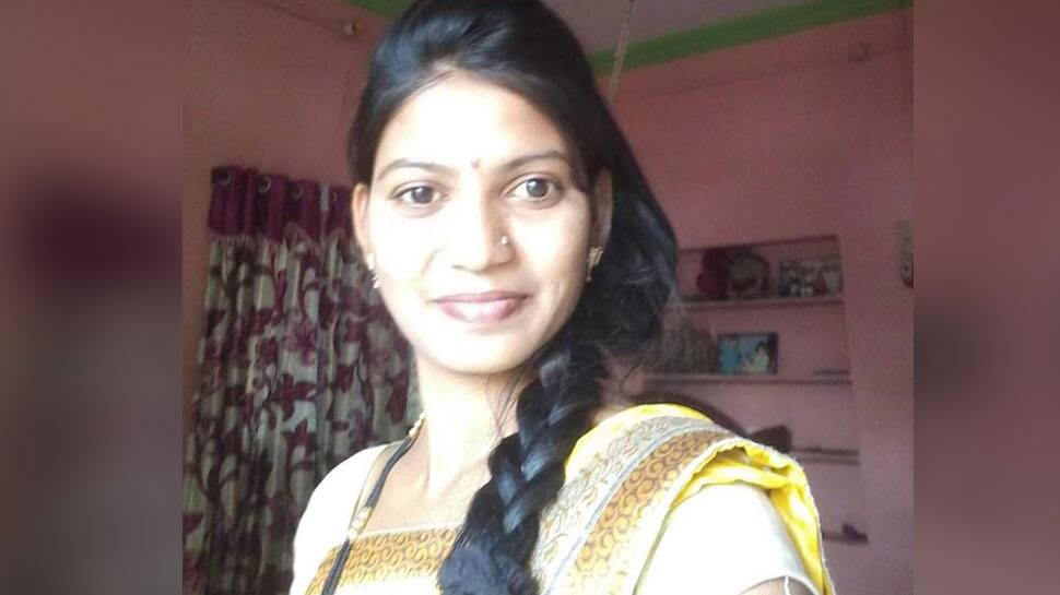 சரியான நேரத்தில் ஆம்புலன்ஸ் கிடைக்காததால் நடிகையும், பிறந்த குழந்தையும் பலி சரியான நேரத்தில் ஆம்புலன்ஸ் கிடைக்காததால் நடிகையும், பிறந்த குழந்தையும் பலி