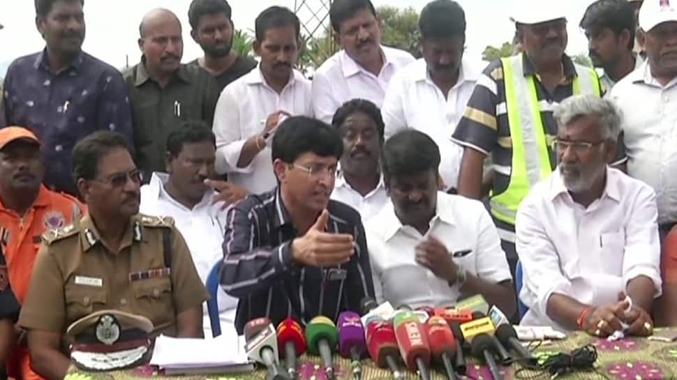 குழந்தையை மீட்கும் பணி தொடர்ந்து நடைபெறும் - ராதாகிருஷ்ணன் குழந்தையை மீட்கும் பணி தொடர்ந்து நடைபெறும் - ராதாகிருஷ்ணன்