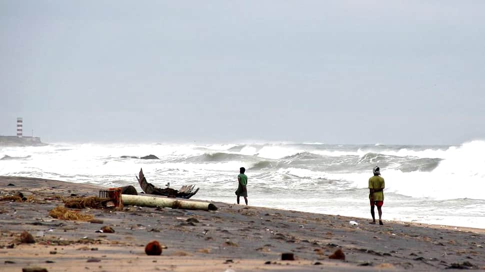 வங்கக் கடலில் நாளை புதிய புயல் சின்னம் உருவாகும் - வானிலை மையம் வங்கக் கடலில் நாளை புதிய புயல் சின்னம் உருவாகும் - வானிலை மையம்
