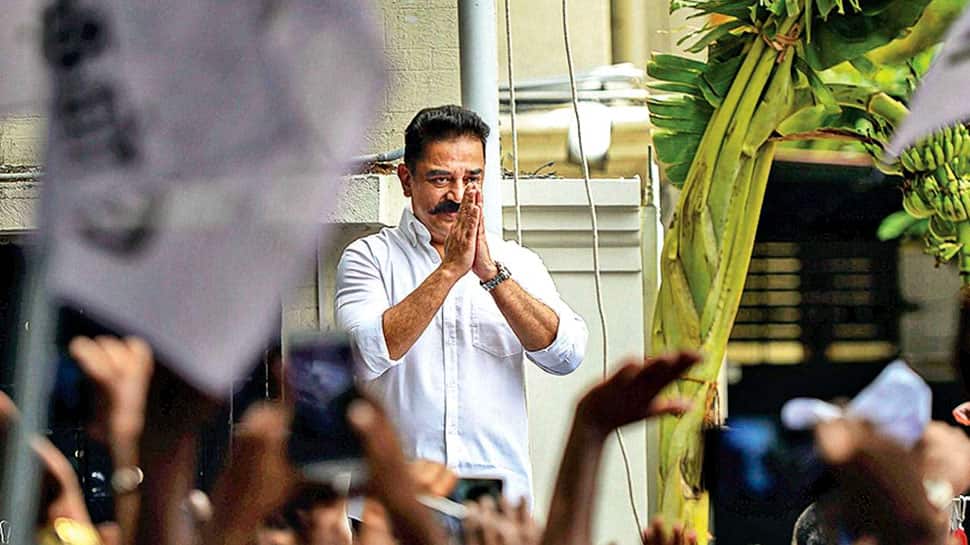 போக்கிடத்திற்கு வழியில்லாமல் நான் அரசியலுக்கு வரவில்லை - கமல்ஹாசன்! போக்கிடத்திற்கு வழியில்லாமல் நான் அரசியலுக்கு வரவில்லை - கமல்ஹாசன்!