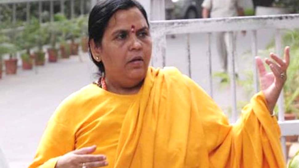 #AyodhyaVerdict முதலில் அத்வானியின் காலடியை வணக்குவேன்: உமா பாரதி ட்வீட் #AyodhyaVerdict முதலில் அத்வானியின் காலடியை வணக்குவேன்: உமா பாரதி ட்வீட்