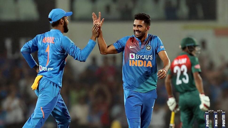 ICC தரவரிசை பட்டியலில் 42-வது இடம் பிடித்தார் தீபக் சஹர்... ICC தரவரிசை பட்டியலில் 42-வது இடம் பிடித்தார் தீபக் சஹர்...