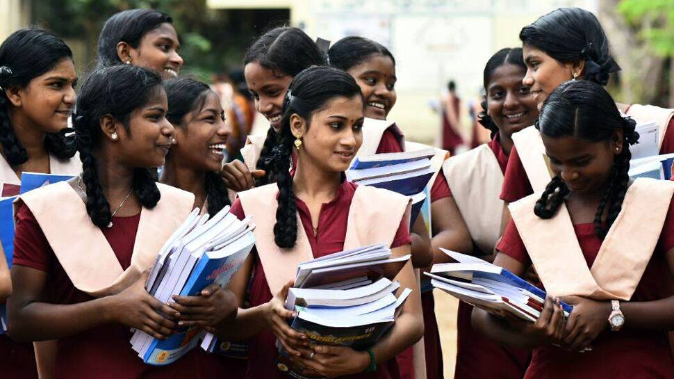 பொங்கல் பண்டிகையை முன்னிட்டு பள்ளிகளுக்கு 9 நாட்கள் விடுமுறை... பொங்கல் பண்டிகையை முன்னிட்டு பள்ளிகளுக்கு 9 நாட்கள் விடுமுறை...
