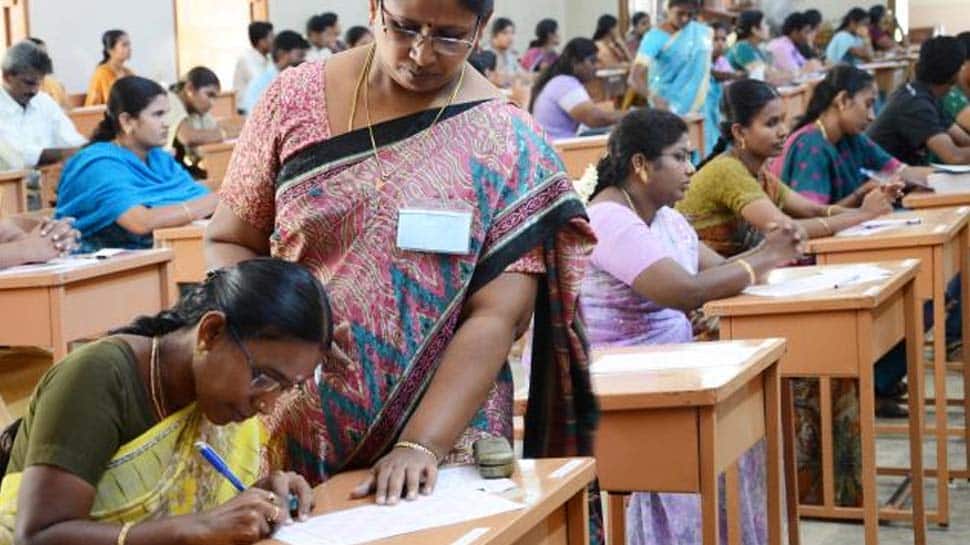 2020-21 ஆம் ஆண்டுக்கான ஆசிரியர் தகுதித் தேர்வு ஜூன் 27, 28-ல் நடைபெறும்! 2020-21 ஆம் ஆண்டுக்கான ஆசிரியர் தகுதித் தேர்வு ஜூன் 27, 28-ல் நடைபெறும்!