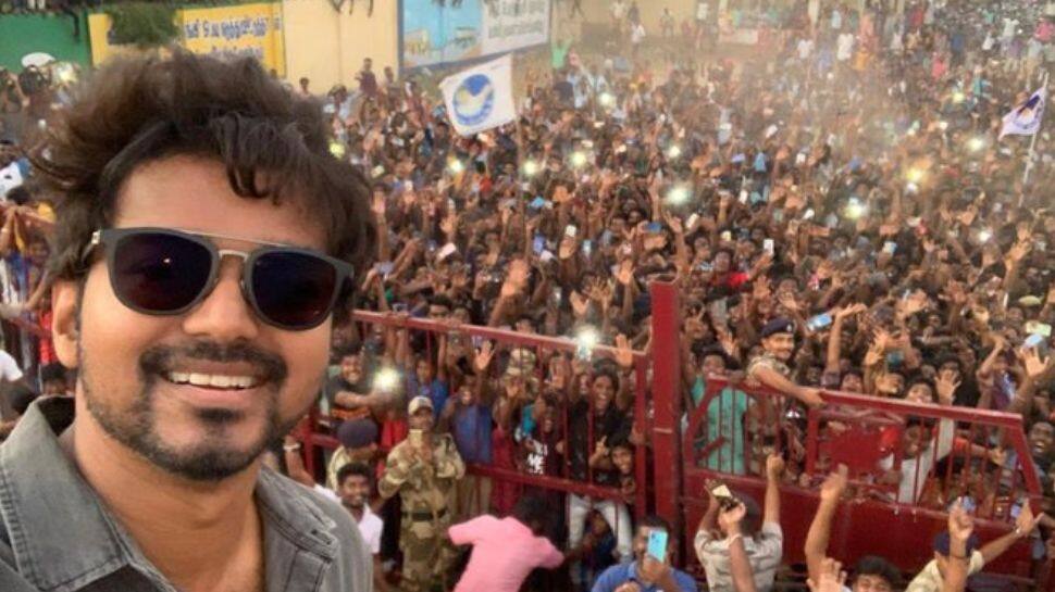 'நன்றி நெய்வேலி' ! செல்பியுடன் விஜய் ட்விட்!! வைரலாகும் பதிவு! 'நன்றி நெய்வேலி' ! செல்பியுடன் விஜய் ட்விட்!! வைரலாகும் பதிவு!