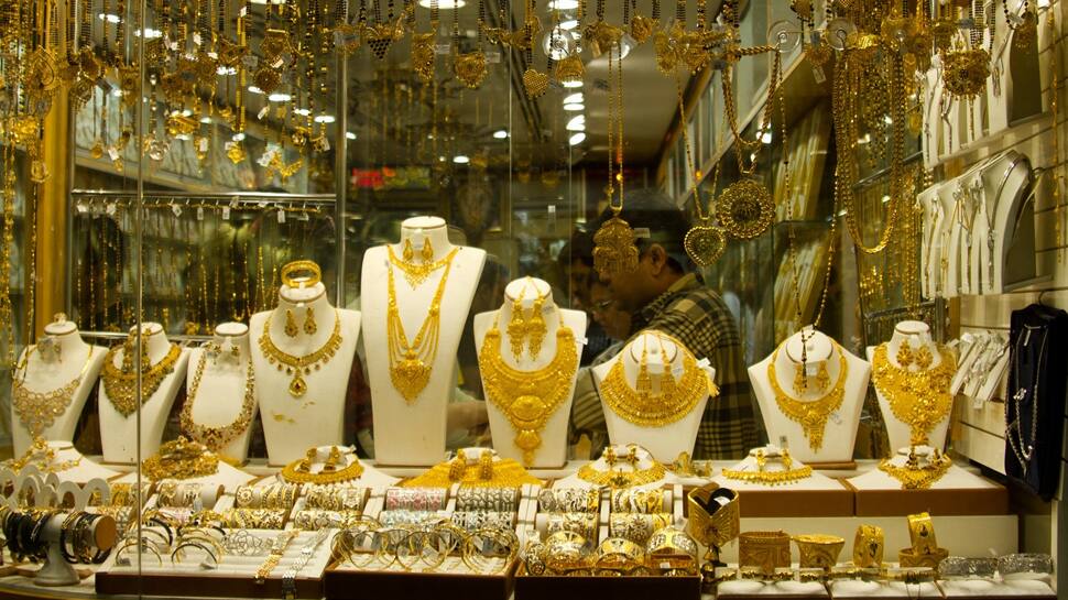 இரண்டு நாளில் ₹1,500 உயர்வு கண்ட தங்கத்தின் விலை; அதிர்ச்சியில் மக்கள்! இரண்டு நாளில் ₹1,500 உயர்வு கண்ட தங்கத்தின் விலை; அதிர்ச்சியில் மக்கள்!