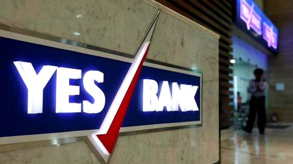 RBI-ன் கட்டுப்பாட்டி-ல் YES BANK... ₹.50,000 வரை மட்டுமே பணம் எடுக்க கட்டுப்பாடு!!