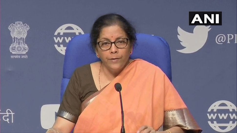கோவிட் -19: நாட்டில் ‘யாரும் பசியுடன் இருக்கக் கூடாது’ நிர்மலா சீதாராமன் அதிரடி அறிவிப்பு கோவிட் -19: நாட்டில் ‘யாரும் பசியுடன் இருக்கக் கூடாது’ நிர்மலா சீதாராமன் அதிரடி அறிவிப்பு