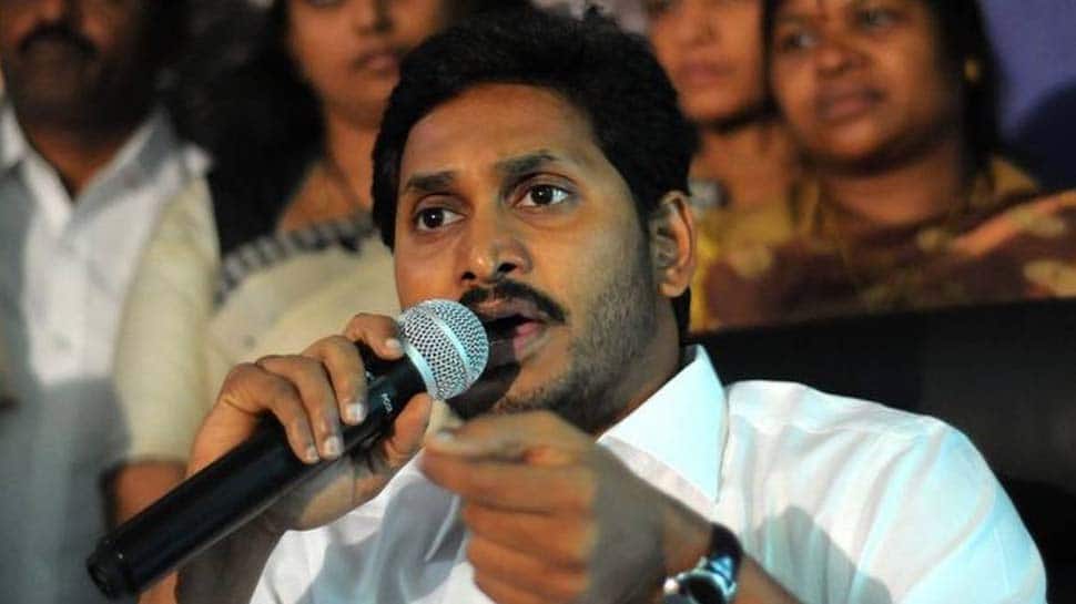 முதல்வர் மற்றும் அரசு ஊழியர்களின் சம்பளத்தை தள்ளிவைக்கும் அரசு..! முதல்வர் மற்றும் அரசு ஊழியர்களின் சம்பளத்தை தள்ளிவைக்கும் அரசு..!