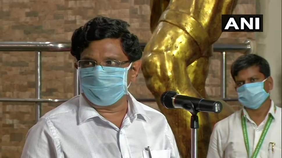 கொரோனாவிற்கு தமிழகத்தில் மேலும் ஒருவர் பலி; பலி எண்ணிக்கை 9-ஆக உயர்வு கொரோனாவிற்கு தமிழகத்தில் மேலும் ஒருவர் பலி; பலி எண்ணிக்கை 9-ஆக உயர்வு